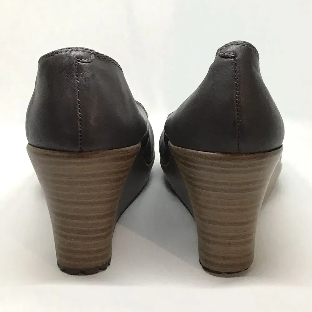 Crocs Wedge Heels Women 8.5 A-Leigh Brown Leather Closed Toe SlipOn Shoes